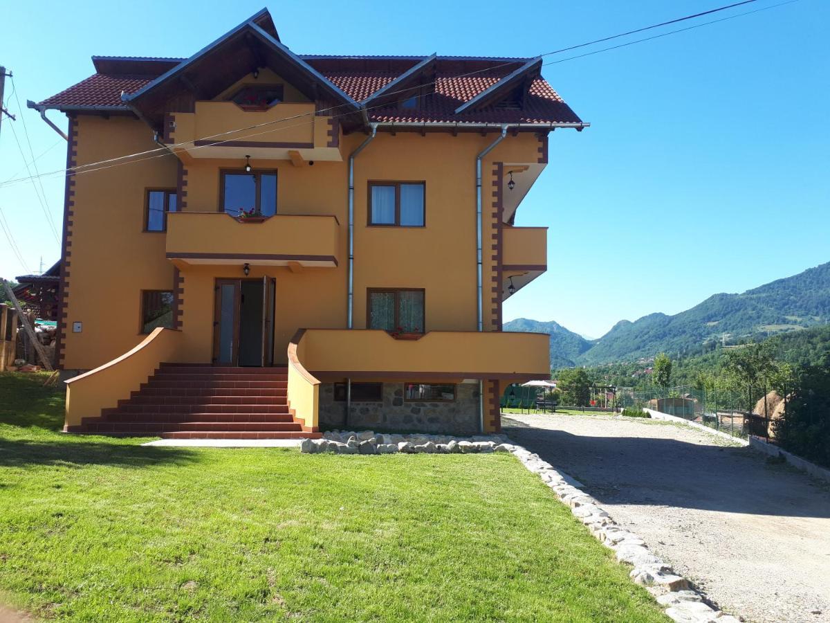 Pensiunea Annalisa Corbeni Exterior photo